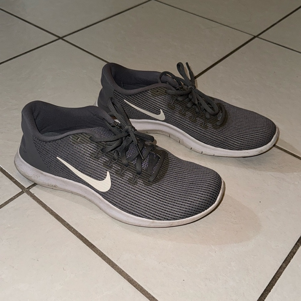 Nike | Flex Running Shoes